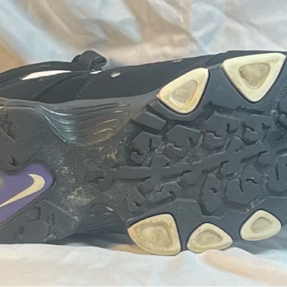 Nike Black and Purple High-Top Sneakers - Picture 6 of 8